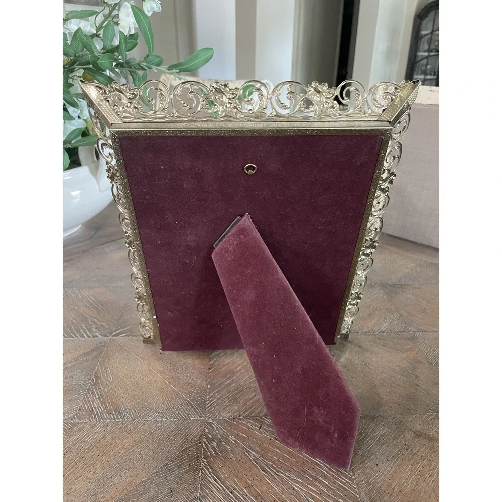 VTG MCM Metal Brass Picture Photo Frame Filigree Ornate White & Gold Tone 8